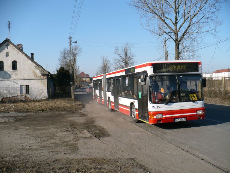 #452 jako szkolny